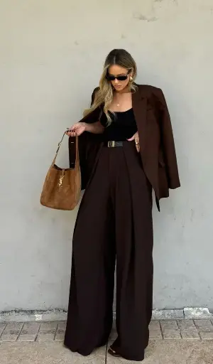 LADIES OUTFIT